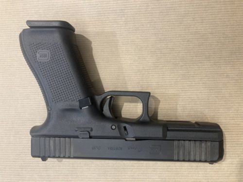 pistolet GLOCK mod. 17 gen. 5 FS calibre 9 para.