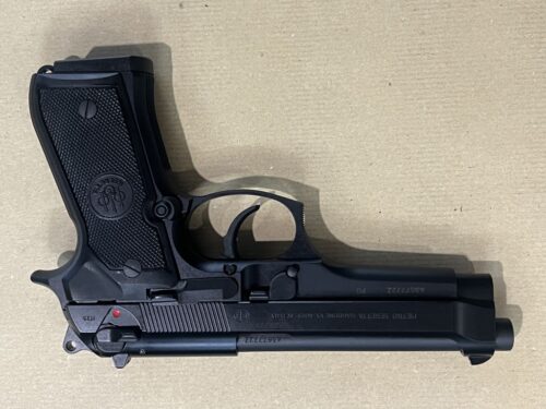 pistolet BERETTA mod. 92 FS calibre 9 para